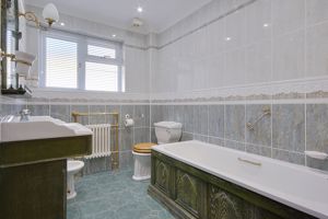 Jack & Jill Bathroom- click for photo gallery